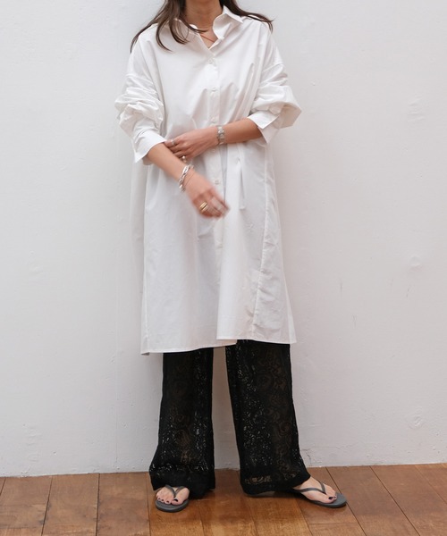 AKTE（アクテ）の「オーバーサイズシャツワンピース（シャツワンピース・レディース・ストライプ/ホワイト・FREE）」の19枚目の写真