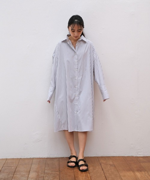 AKTE（アクテ）の「オーバーサイズシャツワンピース（シャツワンピース・レディース・ストライプ/ホワイト・FREE）」の12枚目の写真