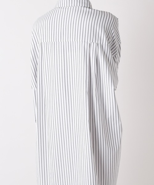 AKTE（アクテ）の「オーバーサイズシャツワンピース（シャツワンピース・レディース・ストライプ/ホワイト・FREE）」の18枚目の写真