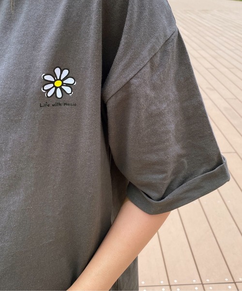 PairPair(ペアペア)の「ロールアップ発泡プリントTEE(ユニセックス)(Tシャツ/カットソー・メンズ・チャコールグレー/オフホワイト/グレイッシュブルー・MEDIUM/LARGE)」の13枚目の写真