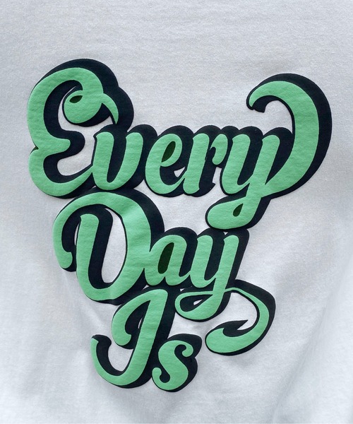 PairPair(ペアペア)の「ロールアップ発泡プリントTEE(ユニセックス)(Tシャツ/カットソー・メンズ・チャコールグレー/オフホワイト/グレイッシュブルー・MEDIUM/LARGE)」の8枚目の写真