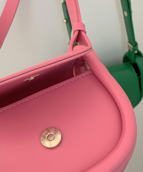 MANGROVE（マングローブ）の「PUレザーミニショルダーバッグ