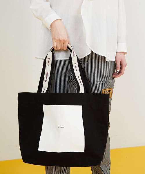 FRAPBOIS PARK(フラボアパーク)の「テイストート バッグ(トートバッグ・レディース・キナリ/ブラック・FREE)」の2枚目の写真