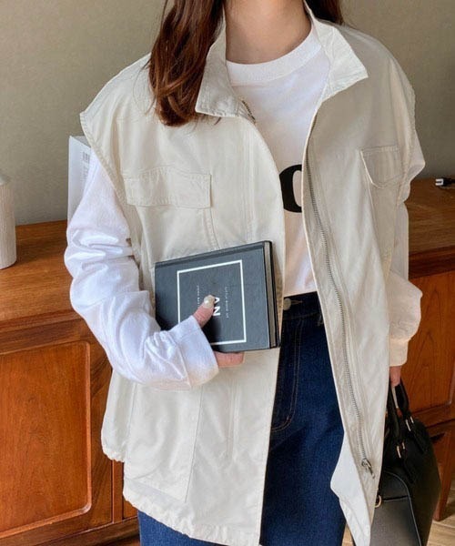 moment+(モーメントプラス)の「【累計販売枚数1万枚突破!】スタンドカラーミリタリーベスト(ベスト・レディース・ブラック/カーキ/アイボリー・M)」の12枚目の写真