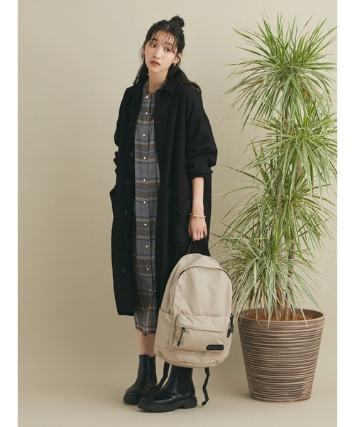 CRAFT STANDARD BOUTIQUE（クラフトスタンダードブティック）の「ショップコート　＊◆（ステンカラーコート・レディース・ブラック/グレー/ダークインディゴブルー・M/L）」の4枚目の写真