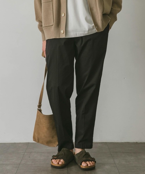 URBAN RESEARCH DOORS（アーバンリサーチドアーズ）の「スリムテーパードパンツ（その他パンツ・メンズ・ベージュ/ブラック/カーキ・SMALL/MEDIUM/LARGE）」の22枚目の写真