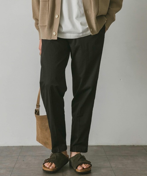 URBAN RESEARCH DOORS（アーバンリサーチドアーズ）の「スリムテーパードパンツ（その他パンツ・メンズ・ベージュ/ブラック/カーキ・SMALL/MEDIUM/LARGE）」の9枚目の写真