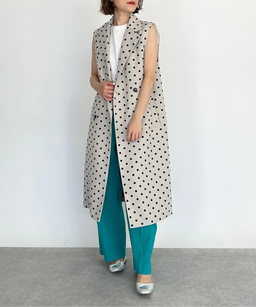 PICCIN(ピッチン)の「【セットアップ着用可能】フロッキードットロングジレ(ベスト・レディース・ブラック/ネイビー/グレイッシュベージュ・M)」の4枚目の写真