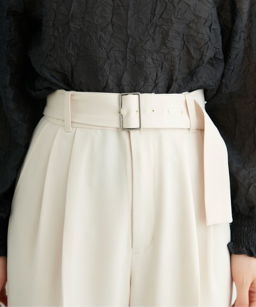 FREE'S MART（フリーズマート）の「◆ワイドベルトダブルタックバギーパンツ（その他パンツ・レディース・ブラック/ホワイト/ベージュ系その他・SMALL/MEDIUM/X-SMALL）」の21枚目の写真