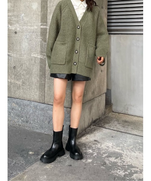 MOUSSY（マウジー）の「OVERSIZED カーディガン（カーディガン/ボレロ・レディース・ブラック/カーキ/オレンジ/ブルー・FREE）」の9枚目の写真