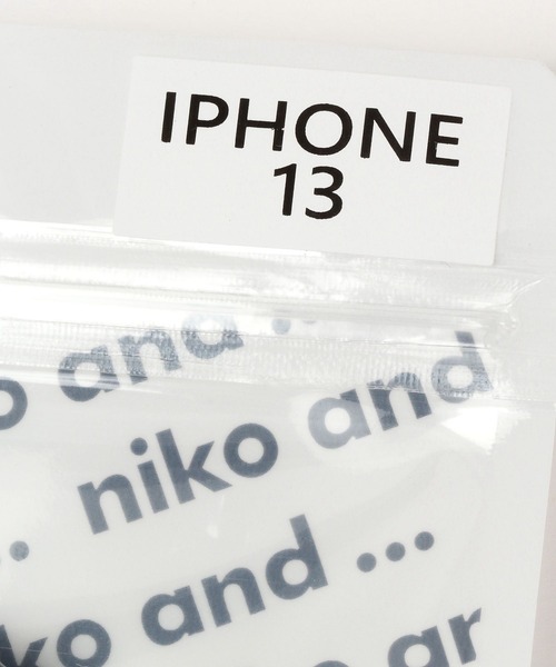 niko and...（ニコアンド）の「オリジナルニコロゴカラー iPhoneケース(13/14兼用)（スマホケース/カバー・レディース・グレー/ホワイト・0）」の10枚目の写真