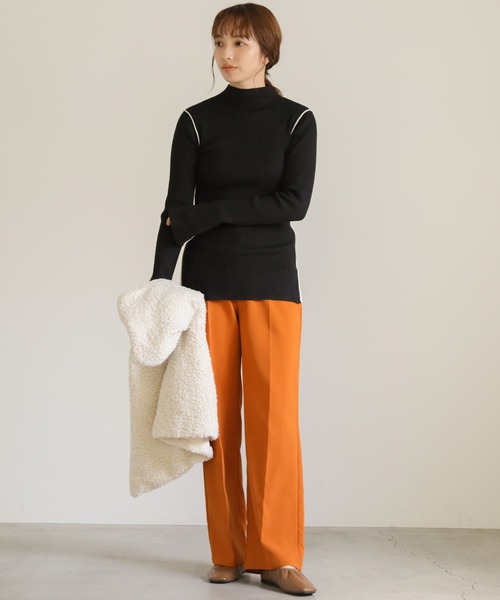 select MOCA(セレクトモカ)の「2022 AW 配色スリットスリーブプチハイネックニット(ニット/セーター・レディース・ブルー/ブラック/アイボリー・FREE)」の20枚目の写真