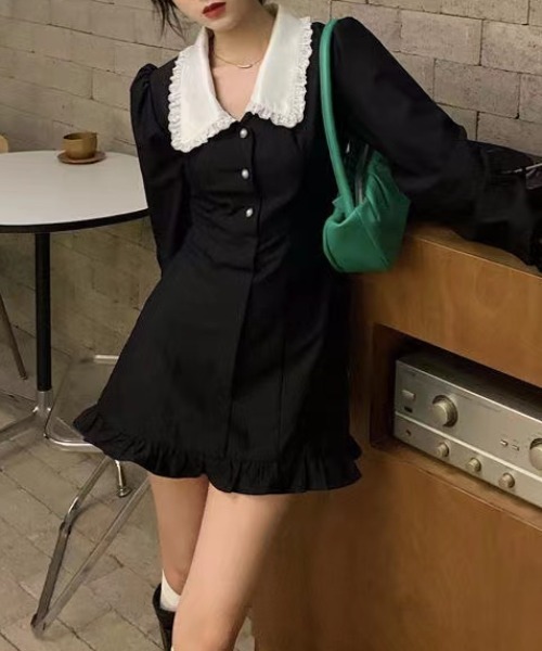 Loueme(ルエム)の「【23S/S】バイカラーフリルカラーワンピース(ワンピース・レディース・ブラック・FREE/XL)」の8枚目の写真