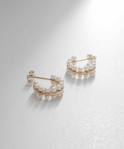 COCOSHNIK（ココシュニック）の「K10パールダブルロウ フープピアス