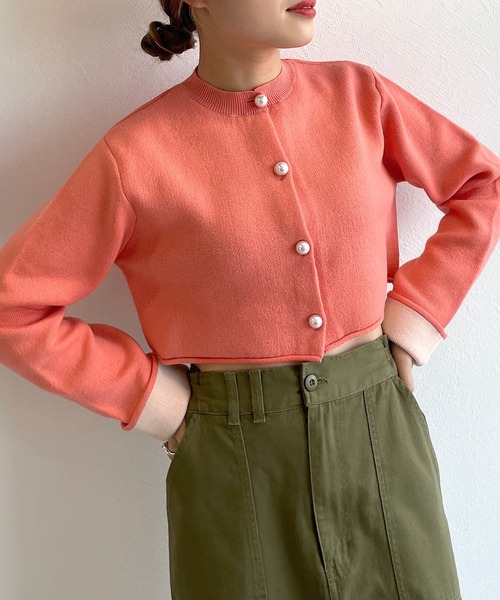 w closet（ダブルクローゼット）の「ショートクルーネックカーディガン（カーディガン/ボレロ・レディース・レッド/ブラック/ブルー/グリーン/レッド系その他/オフホワイト・FREE）」の15枚目の写真