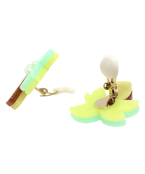 Khaju（カージュ）の「★★Khaju:パームイヤリング（イヤリング・レディース・ライトグリーン・ONE SIZE）」の2枚目の写真