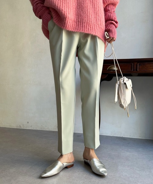 DouDou(ドゥドゥ)の「タックテーパードパンツ(その他パンツ・レディース・ブラック/ピンク/ミント・36/38)」の7枚目の写真