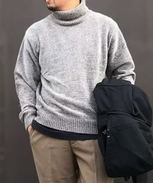 モールタートルネックニット