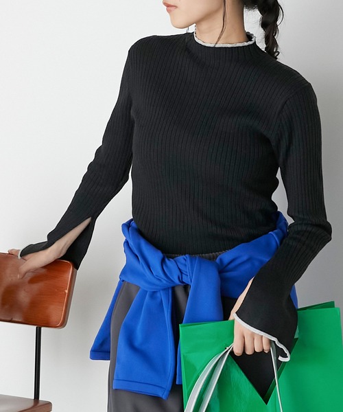 forksy.(フォルクシー)の「【forksy.】スリーブスリットライン配色ボトルネックリブニットプルオーバー(ニット/セーター・レディース・ブラック/ライトブルー/アイボリー/ライトグレー・FREE)」の3枚目の写真