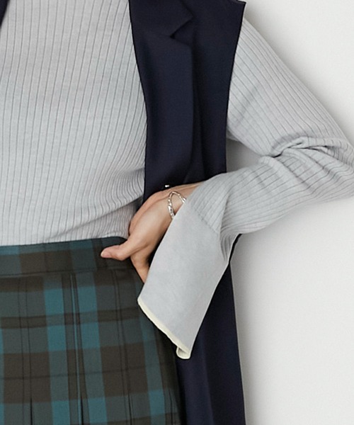 forksy.(フォルクシー)の「【forksy.】スリーブスリットライン配色ボトルネックリブニットプルオーバー(ニット/セーター・レディース・ブラック/ライトブルー/アイボリー/ライトグレー・FREE)」の18枚目の写真