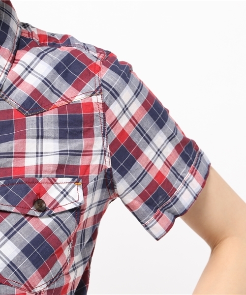 AVIREX(アヴィレックス)の「avirex/アヴィレックス/レディース/ S/S BACK EMBROIDERY CHECK SHIRT/半袖 バック刺繍 チェックシャツ(シャツ/ブラウス・レディース・レッド/イエロー・MEDIUM/SMALL)」の7枚目の写真