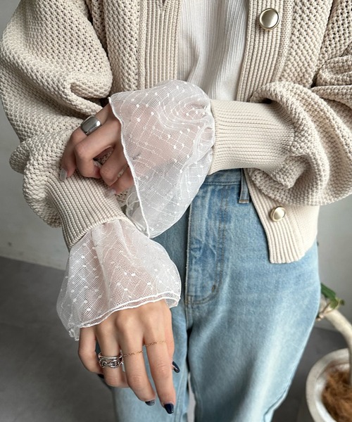 DouDou(ドゥドゥ)の「袖チュールフレアTEE(Tシャツ/カットソー・レディース・オフホワイト/ネイビー・FREE)」の4枚目の写真