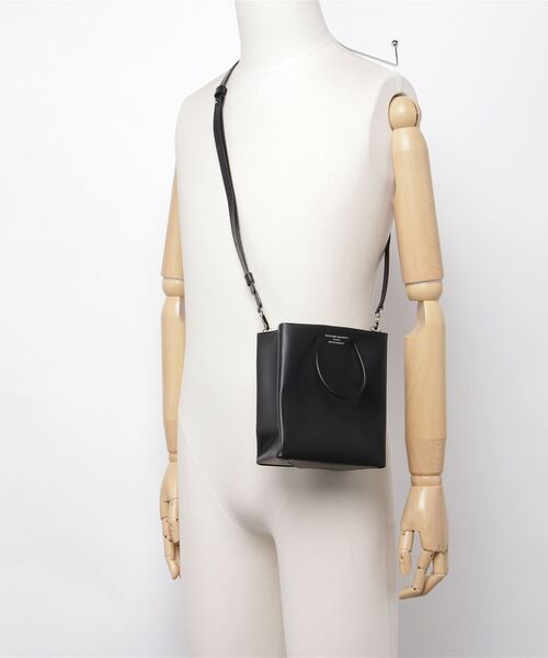 UNKNOWN PRODUCTS（アンノウンプロダクツ）の「【UNKNOWN PRODUCTS】Leather Paper Bag Mini（ショルダーバッグ・レディース・ブラック/ブラウン/グリーン・FREE）」の4枚目の写真