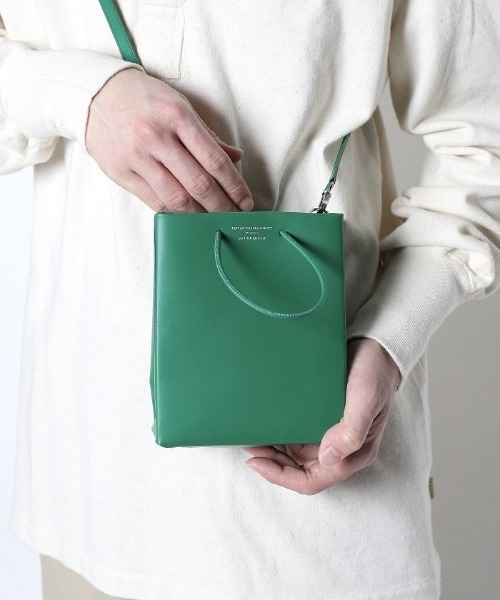 UNKNOWN PRODUCTS（アンノウンプロダクツ）の「【UNKNOWN PRODUCTS】Leather Paper Bag Mini（ショルダーバッグ・レディース・ブラック/ブラウン/グリーン・FREE）」の3枚目の写真