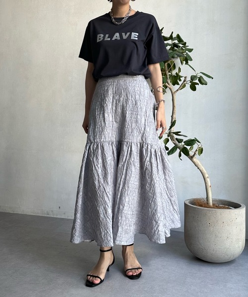 DouDou(ドゥドゥ)の「【WEB限定】BLAVE TEE(Tシャツ/カットソー・レディース・チャコールグレー/オフホワイト/キナリ/グレイッシュベージュ・FREE)」の6枚目の写真