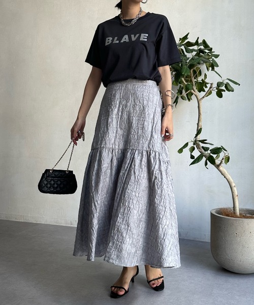 DouDou(ドゥドゥ)の「【WEB限定】BLAVE TEE(Tシャツ/カットソー・レディース・チャコールグレー/オフホワイト/キナリ/グレイッシュベージュ・FREE)」の7枚目の写真