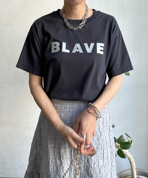 DouDou(ドゥドゥ)の「【WEB限定】BLAVE TEE(Tシャツ/カットソー・レディース・チャコールグレー/オフホワイト/キナリ/グレイッシュベージュ・FREE)」の12枚目の写真