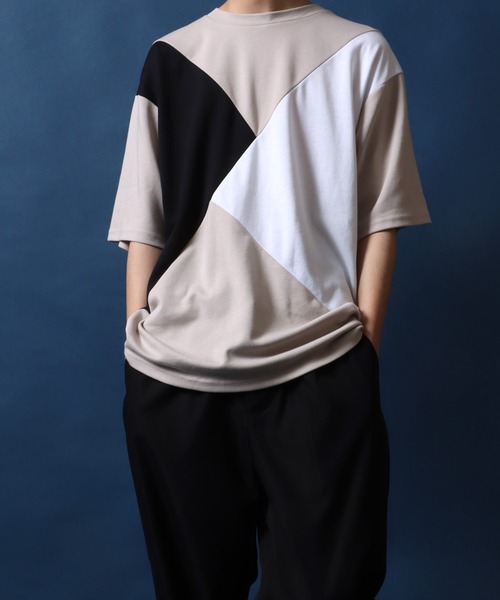ANPAS(アンパス)の「Ponte Fabric Color Switching Design T-shirt/ポンチ 切り替え オーバーサイズ Tシャツ(Tシャツ/カットソー・メンズ・ブラック系その他/ホワイト系その他/ベージュ系その他・M/L)」の17枚目の写真