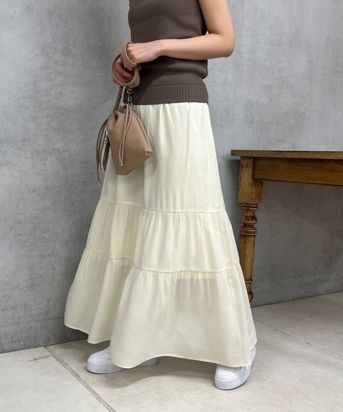 un dix cors（アンディコール）の「変わり織りティアードスカート（スカート・レディース・オレンジ/アイボリー/ネイビー・FREE）」の4枚目の写真