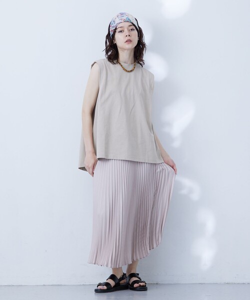 J.PRESS YORK STREET(ジェイプレスヨークストリート)の「【WOMEN】タックノースリーブ プルオーバー(Tシャツ/カットソー・レディース・ライトグレー系/ベージュ系/ダークグリーン系/ネイビー系・F)」の6枚目の写真