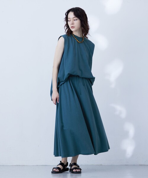 J.PRESS YORK STREET(ジェイプレスヨークストリート)の「【WOMEN】タックノースリーブ プルオーバー(Tシャツ/カットソー・レディース・ライトグレー系/ベージュ系/ダークグリーン系/ネイビー系・F)」の7枚目の写真