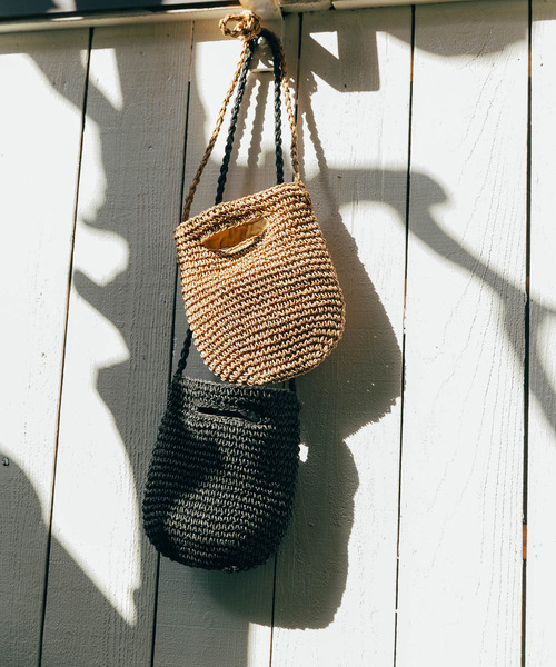 URBAN RESEARCH DOORS（アーバンリサーチドアーズ）の「ペーパーミニショルダーバッグ（ショルダーバッグ・レディース・ブラック/ベージュ・-）」の10枚目の写真