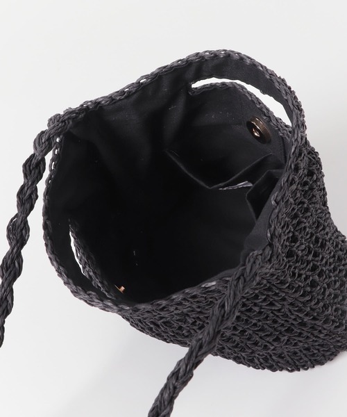 URBAN RESEARCH DOORS（アーバンリサーチドアーズ）の「ペーパーミニショルダーバッグ（ショルダーバッグ・レディース・ブラック/ベージュ・-）」の3枚目の写真