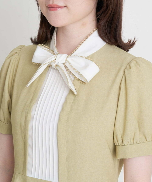 A de a.v.v(アードアー・ヴェ・ヴェ)の「ピコレースリボン襟ワンピース(ワンピース・レディース・ミント/ライトグレー・38/36)」の15枚目の写真