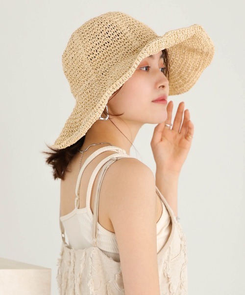 Bab（バブ）の「ペーパーヤーンワイドバケットハット（ハット・レディース・ベージュ/ナチュラル・ONESIZE）」の2枚目の写真