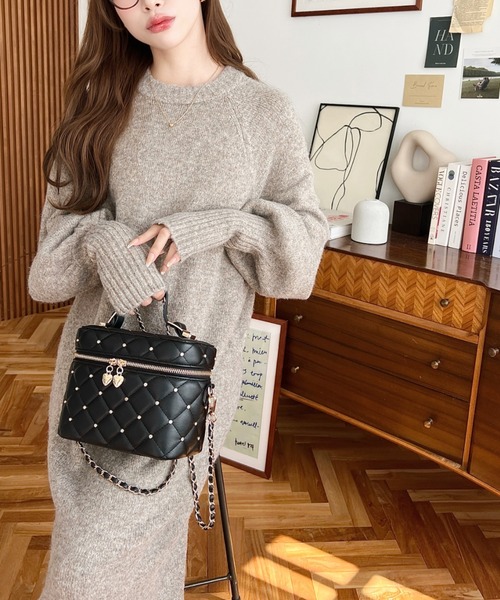 moment+（モーメントプラス）の「指ぬきボリュームスリーブミックスニットロングワンピース（ワンピース・レディース・モカ/グレイッシュベージュ/グレー/チャコールグレー/ナチュラル/ブラック・M/L）」の7枚目の写真