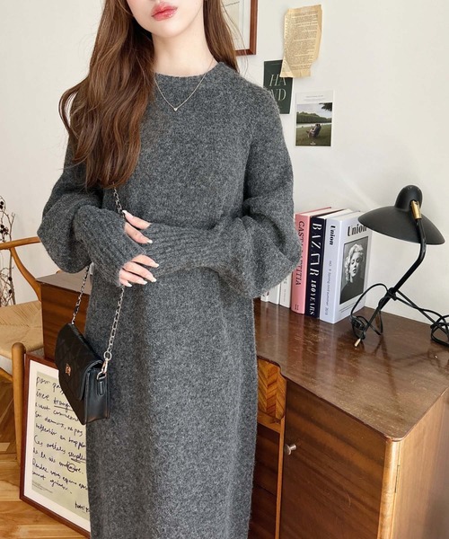 moment+（モーメントプラス）の「指ぬきボリュームスリーブミックスニットロングワンピース（ワンピース・レディース・モカ/グレイッシュベージュ/グレー/チャコールグレー/ナチュラル/ブラック・M/L）」の12枚目の写真