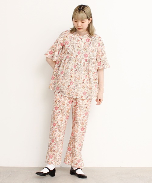 I am I in fact...リバティスタンドカラーブラウス I am I in fact（アイアムアイインファクト）の「○LIBERTY