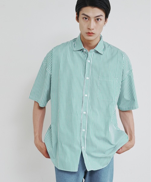 Magine(マージン)の「【SELECT】IR:コットン ブロード オーバー サイズレギュラーカラーシャツS/S(シャツ/ブラウス・メンズ・ブラック/サックスブルー/ホワイト×ブルー/グレイッシュベージュ/ホワイト/グリーン/グリーン系/イエロー/ラベンダー/サックスブルー系・M/L/XL)」の6枚目の写真