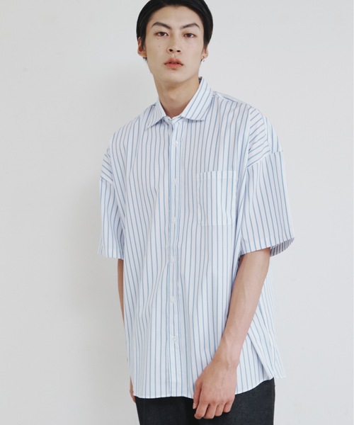 Magine(マージン)の「【SELECT】IR:コットン ブロード オーバー サイズレギュラーカラーシャツS/S(シャツ/ブラウス・メンズ・ブラック/サックスブルー/ホワイト×ブルー/グレイッシュベージュ/ホワイト/グリーン/グリーン系/イエロー/ラベンダー/サックスブルー系・M/L/XL)」の3枚目の写真