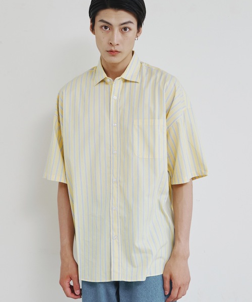 Magine(マージン)の「【SELECT】IR:コットン ブロード オーバー サイズレギュラーカラーシャツS/S(シャツ/ブラウス・メンズ・ブラック/サックスブルー/ホワイト×ブルー/グレイッシュベージュ/ホワイト/グリーン/グリーン系/イエロー/ラベンダー/サックスブルー系・M/L/XL)」の15枚目の写真