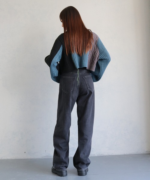 cheriella（シェリエラ）の「【cheriella】WEB限定パッチワークハンドステッチニット（ニット/セーター・レディース・ブラック系1/ブラック系2/チャコール・M）」の16枚目の写真