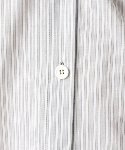 TOMORROWLAND （トゥモローランド）の「STUDIO DE LOSTANGES PLEATED