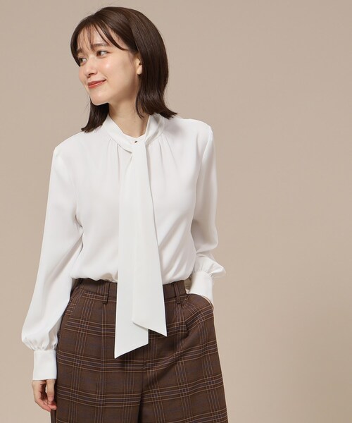 DRESKIP（ドレスキップ）の「◆【イージーケア/２WAY】ボウタイブラウス（シャツ/ブラウス・レディース・ブラック/ライトグレー/ベージュ系その他3/オフホワイト・02/04/03）」の2枚目の写真