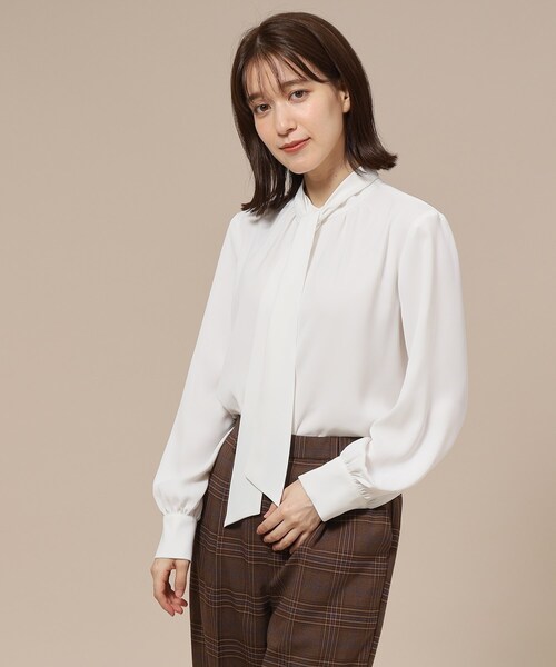 DRESKIP（ドレスキップ）の「◆【イージーケア/２WAY】ボウタイブラウス（シャツ/ブラウス・レディース・ブラック/ライトグレー/ベージュ系その他3/オフホワイト・02/04/03）」の8枚目の写真