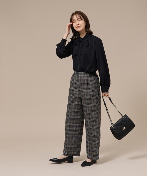 DRESKIP（ドレスキップ）の「◆【イージーケア/２WAY】ボウタイブラウス（シャツ/ブラウス・レディース・ブラック/ライトグレー/ベージュ系その他3/オフホワイト・02/04/03）」の17枚目の写真